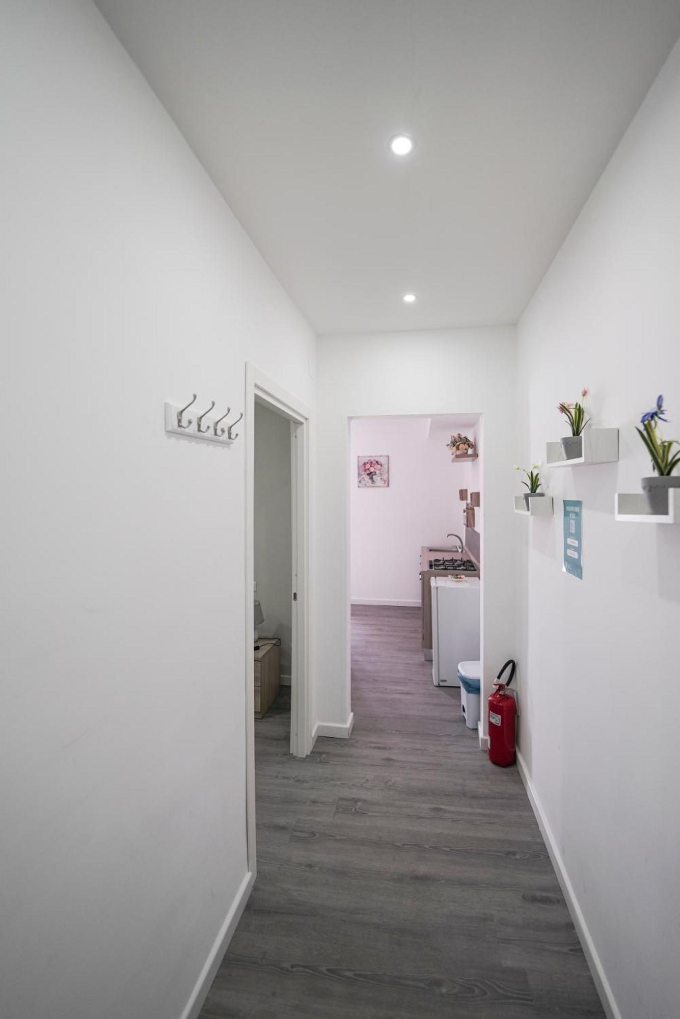 Capodichino Apartment 127 - 20 Napoli Bagian luar foto