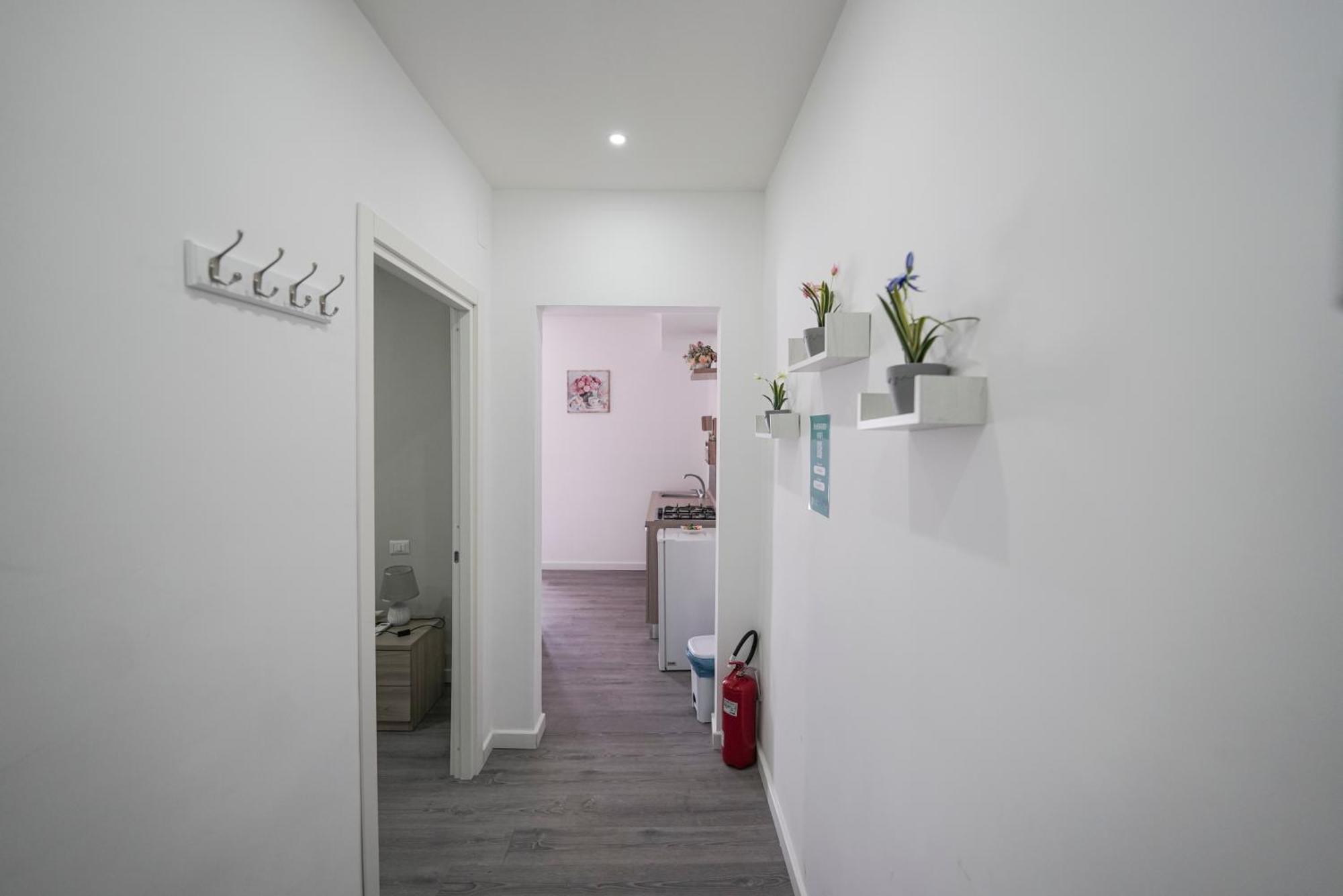 Capodichino Apartment 127 - 20 Napoli Bagian luar foto